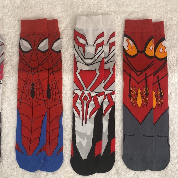 Gift Idea! Brand new spider man set of 5 socks - Picture 3 of 4